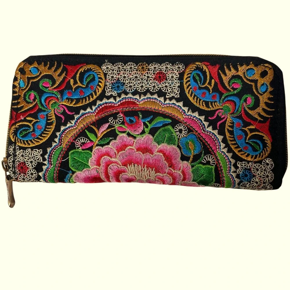 Floral Embroidered Wallet Black Zip‎ Around Organizer Women's Flower Boho Peony